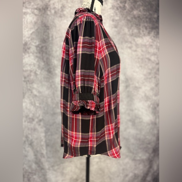 Ann Taylor Red and Black Plaid Button Down Shirt Ruffle Neckline & Sleeve size M - Picture 3 of 11